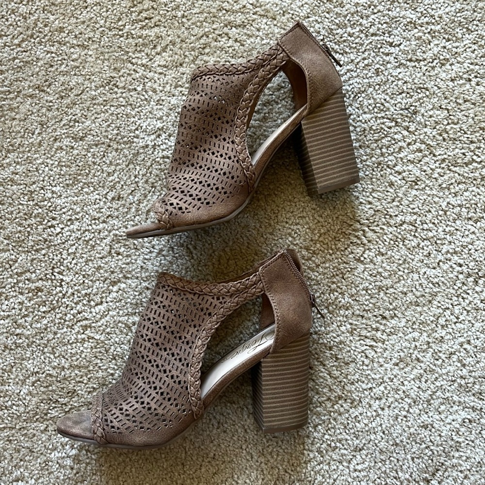 Fergie high heel open-toe sandal